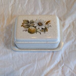 2/50$ Blue Mountain Pottery Butter Dish with Lid "Golden Delicious Pattern"